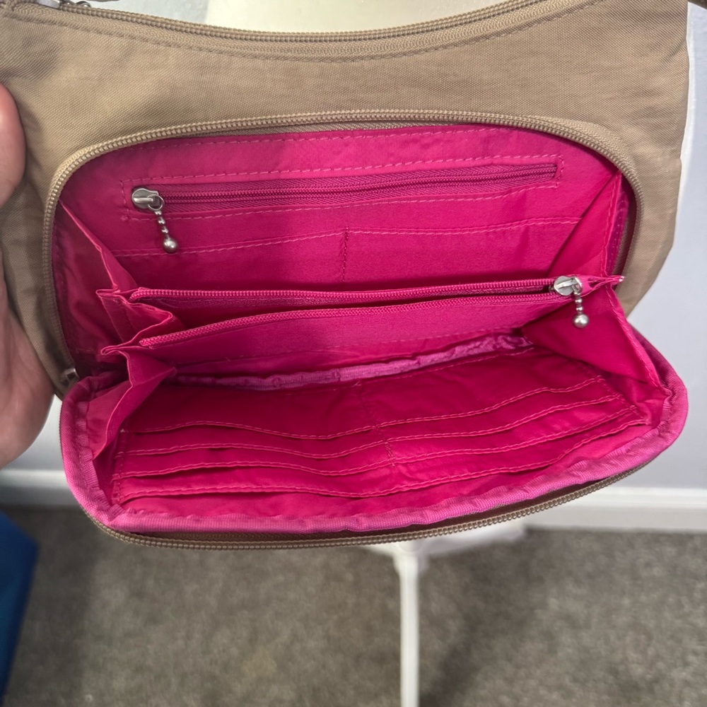 Baggallini Tan Crossbody Bag - Picture 4 of 6